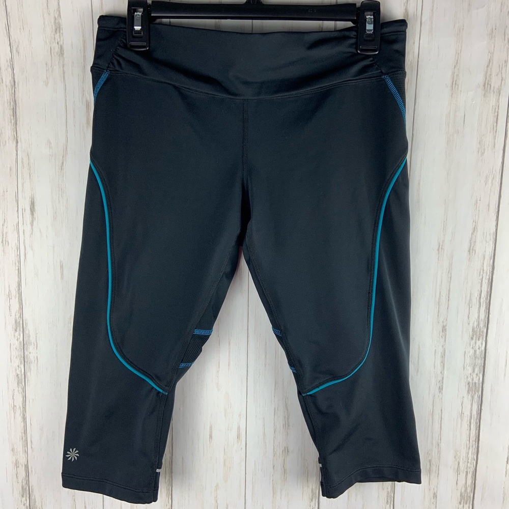 ATHLETA Black Cropped Quick Step Capri Leggings Size Medium Petite